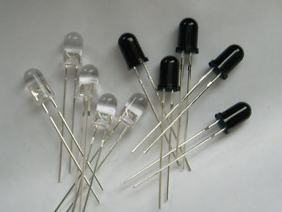 20 Stück Fototdiode plus 20 Stück Infrarot Sendediode  IR Led 5mm 940nm u. R12V 