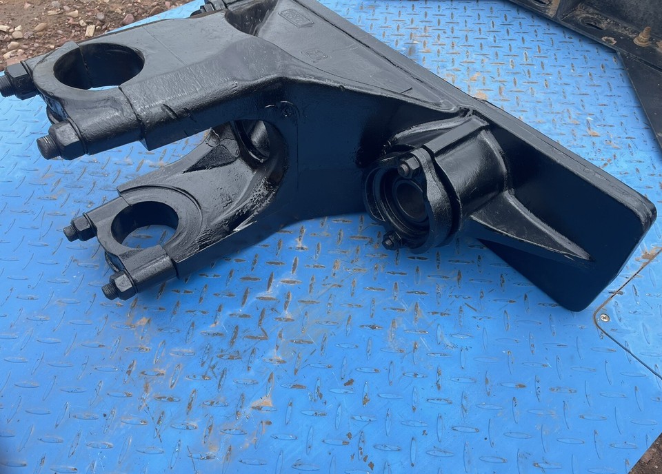 Hendrickson Walking Beam Suspension 151/4” Aluminum Saddle 107113 eBay