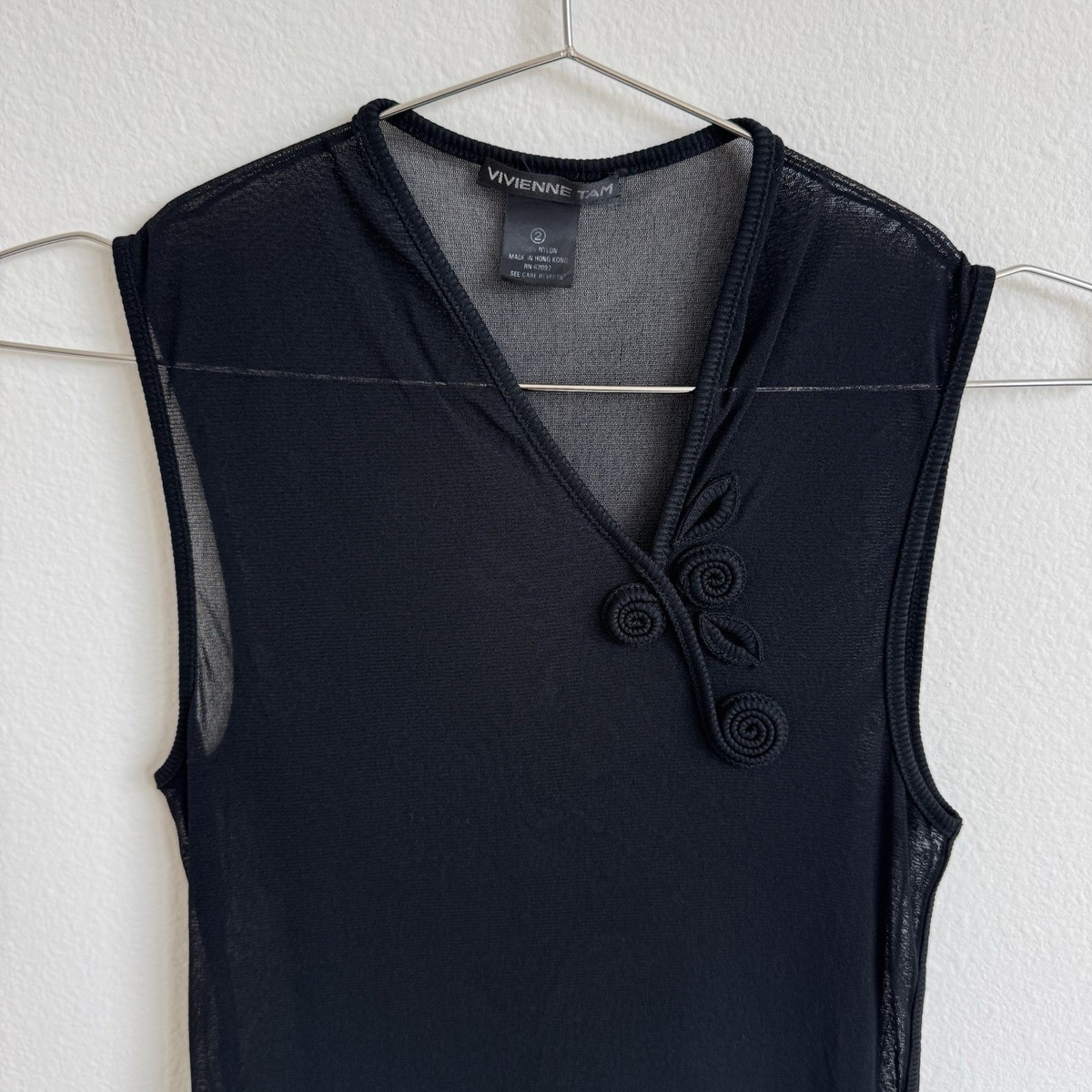 Vivienne Tam ビーズ　タンクトップ 黒　パワーネット Vintage Vivienne Tam Sheer Mesh Top Size 2 Black Sleeveless 90s