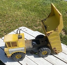 Vintage Tonka Turbo-Diesel Pressed Steel Dump Truck XMB-975 — listing 6