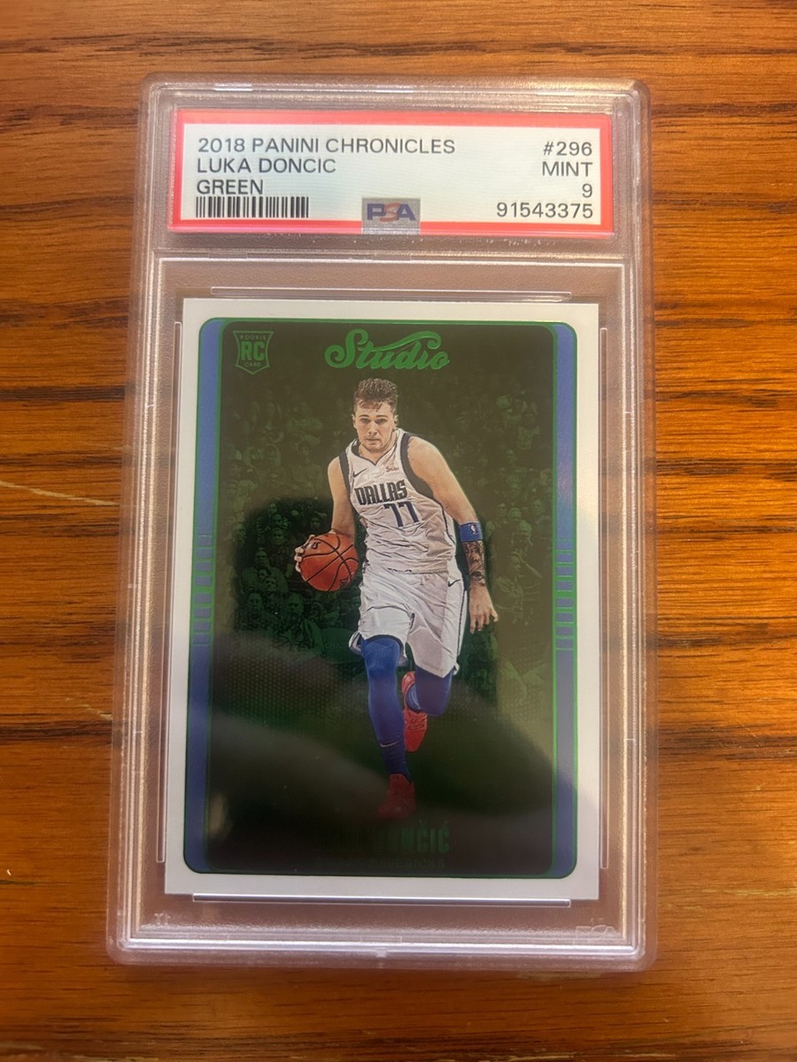 2018-19 Panini Chronicles - Studio Luka Dončić #296 Green (RC) for