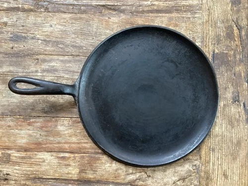Vintage Wagner Ware Cast Iron Round Handled Griddle Skillet 1109 D