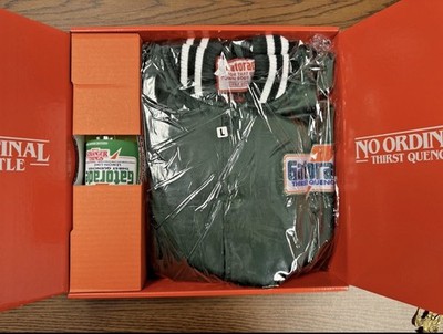 Gatorade x Stranger Things Upside Down Capsule! Size Large Jacket! New In Hand 