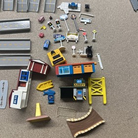 Galoob Micro Machine Hiways & Byways Sets Lot Of 3 And Many Accessories!! HTF!!