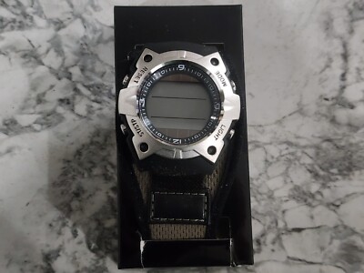 Sharp Mens Wristwatch with Scotchgaurd Protection NEW