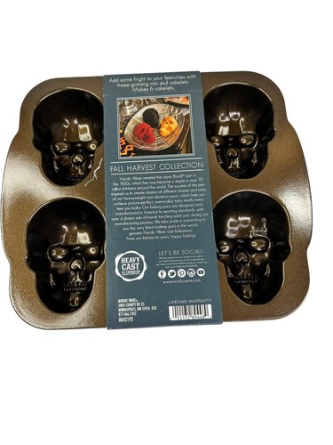 Nordic Ware Haunted Skull Cakelet Pan USA Day If The Dead Halloween Brand new - Picture 2 of 12