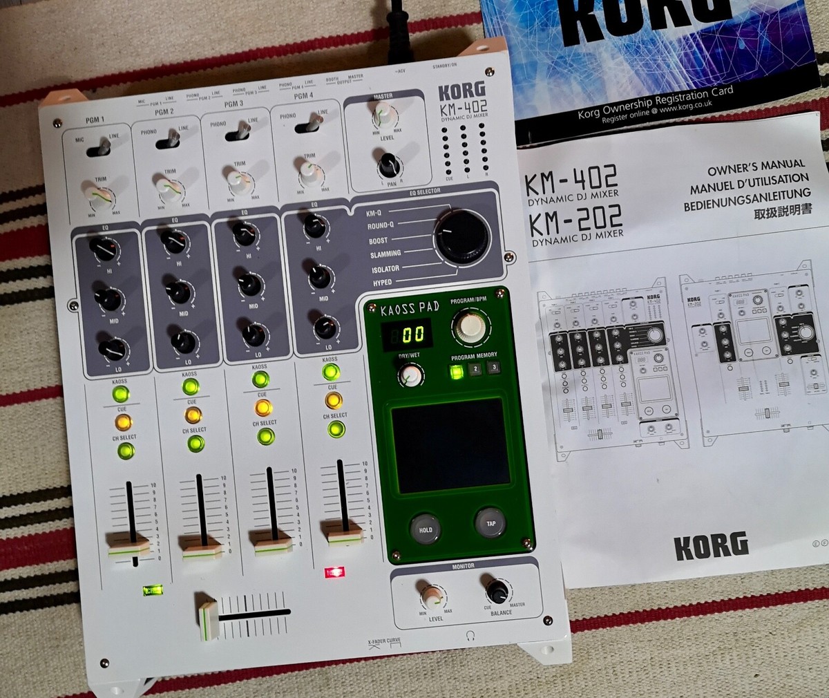 KORG KM-402 KAOSS MIXER コンセプト KORG KM-402 KAOSS MIXER コンセプト