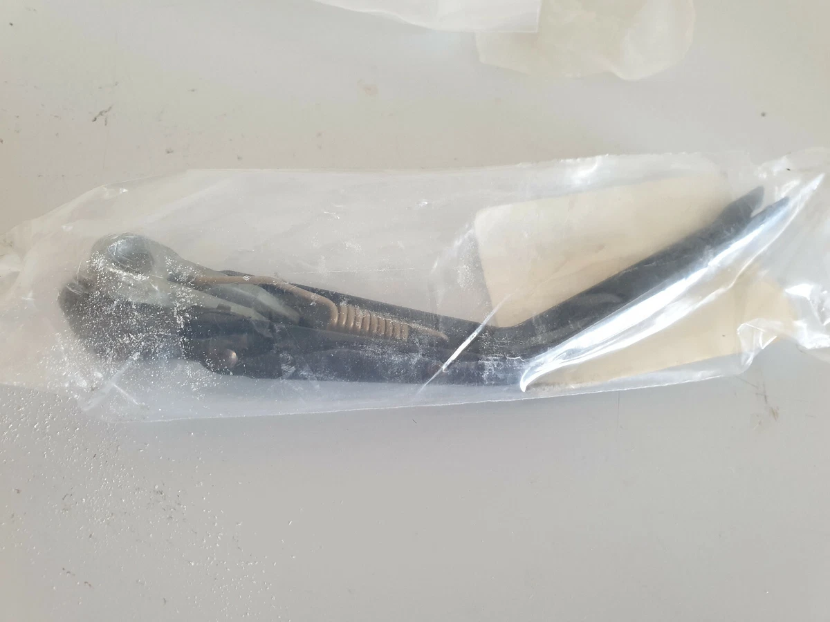 NEU NOS Mercedes W123 C123 S123 Scheinwerfer Wischerarm RECHTS  