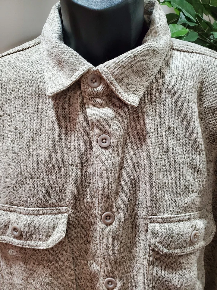 Camisa informal con cuello de poliéster beige desteñido Glory para hombre talla X-grande Foto 2 de 4