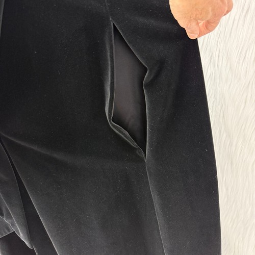 Wellington Fashion VTG Black Velvet Cloak Cape Goth Vampire Witchy EUC Women S/M - Picture 17 of 22