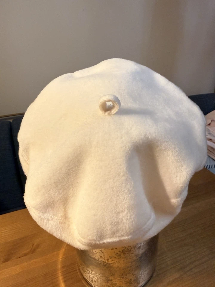 De colección 1997 Warner Bros Piolín Pájaro Polar Bebé Invierno Sombrero Boina Orejeras Foto 4 de 4