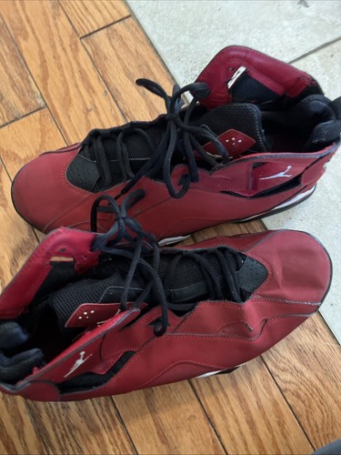 Size 13- Jordan True Flight Red 2015 - Picture 2 of 7
