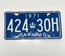 ONTARIO LICENSE PLATE 1971 / 424 30H /1971 ONTARIO LICENSE PLATE