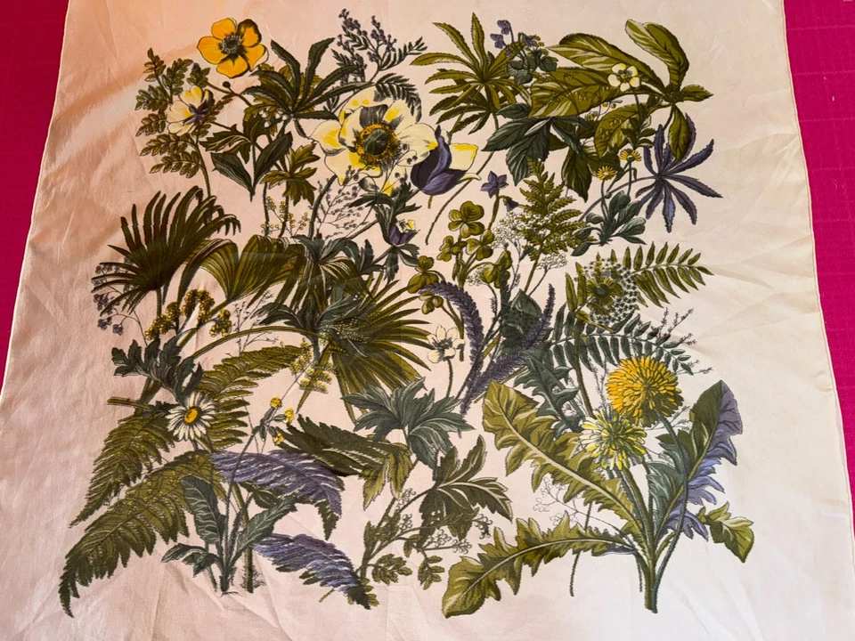 Foulard vintage décor feuillages fleurs , 88 cm x 88 cm - Photo 2/4