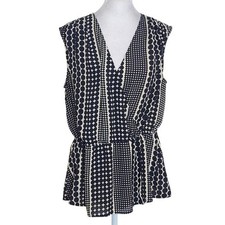 Blusa Who What Wear negra y crema envolvente de lunares talla grande blusa a lunares