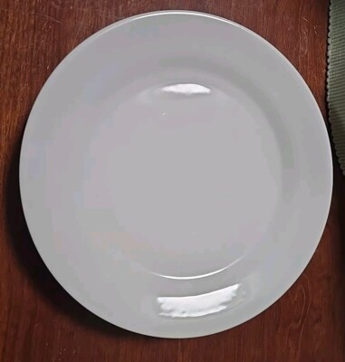 Williams Sonoma Set Of Open Kitchen Dinner Plates Solid White