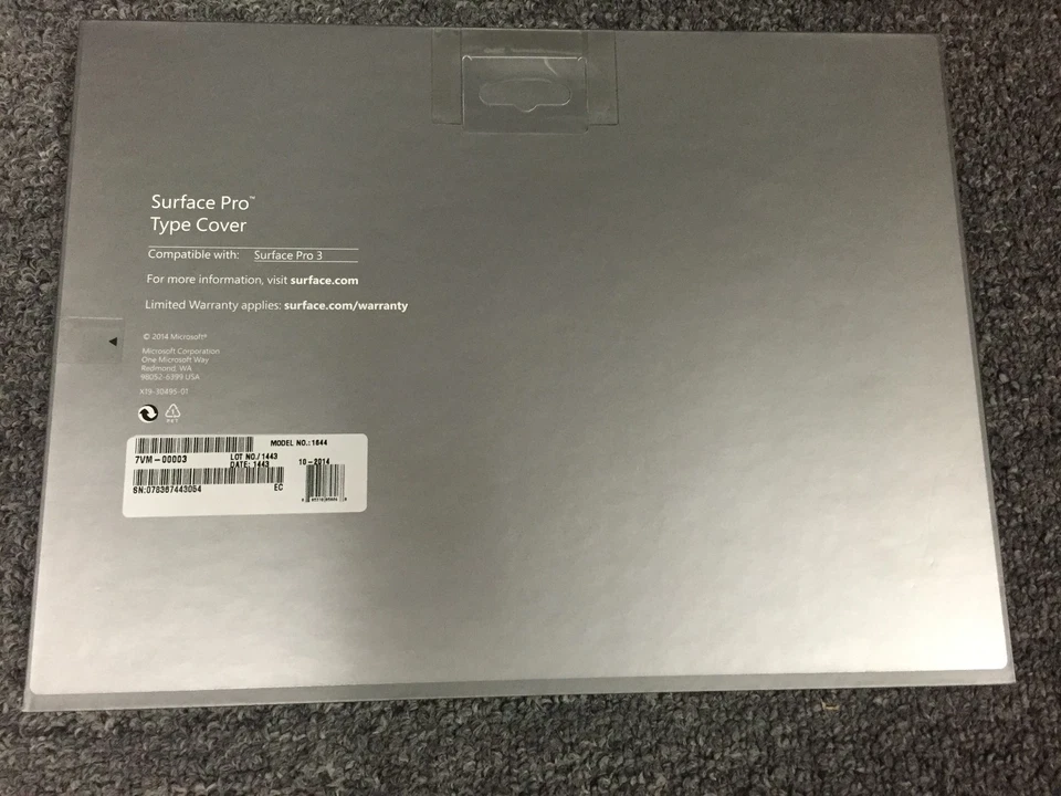 Microsoft  Surface Pro 3 Type Cover  Black RD2-00080 -  Brand New & Sealed (000) - Image 2 of 2