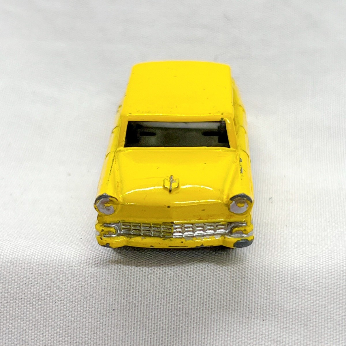 Vintage Matchbox Lesney No. 31 American Ford Station Wagon Gray