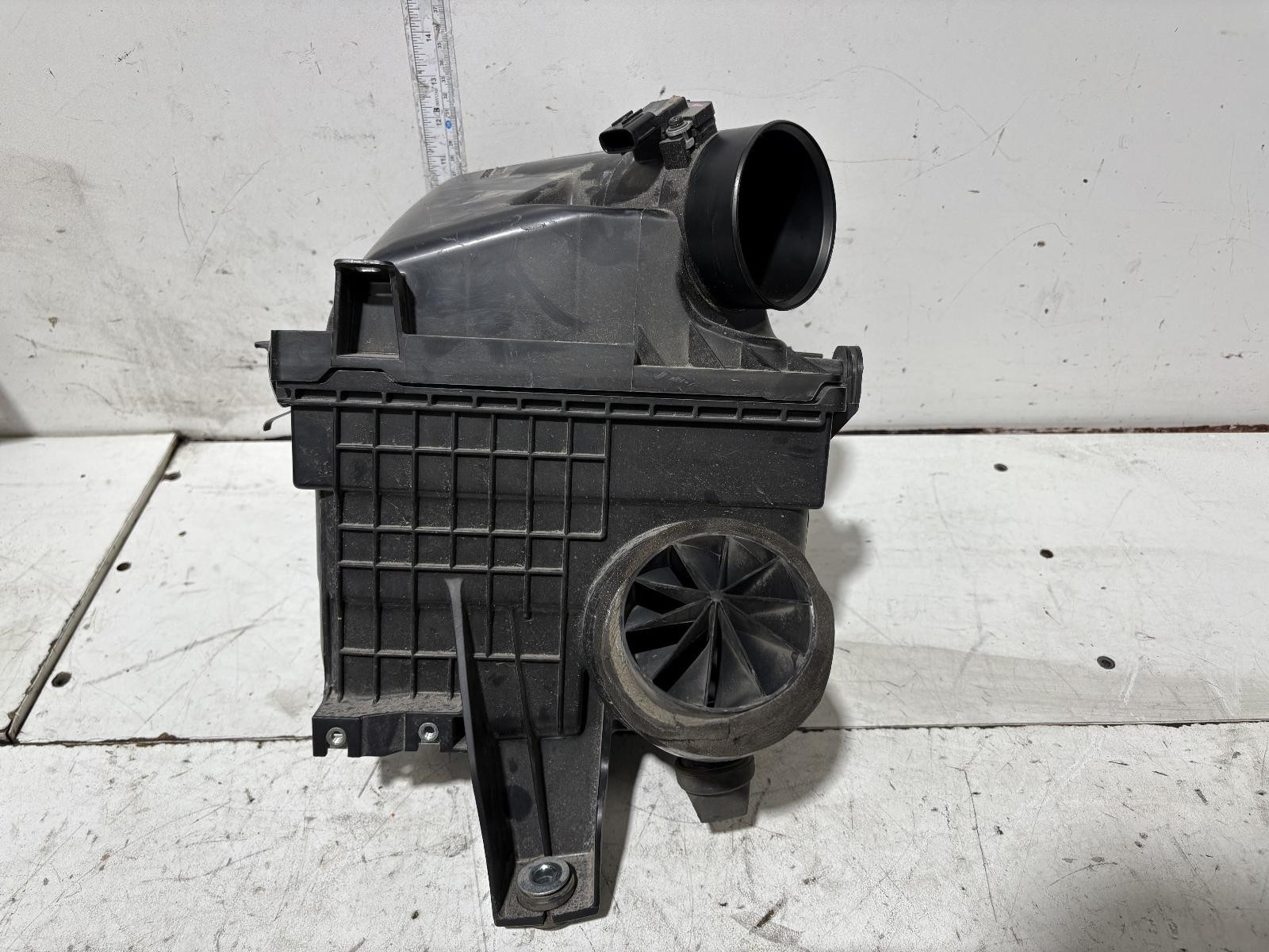 Mazda BT50 Air Cleaner Box RG04 07/2020-Current - thumbnail 4