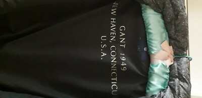 Gant Puffer Jacket. Black with white speckle, size 12. Horizontal stitch
