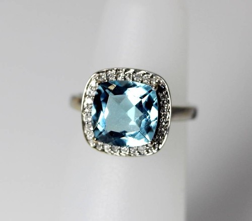 Lovely 14K White-Gold .14ctw Diamond & 1.58ct Topaz Halo Ring Size 4.75 - 4036 - Picture 2 of 6