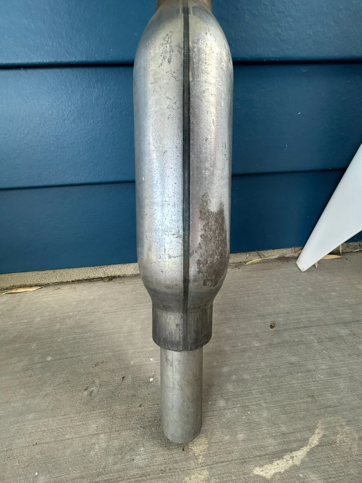 NOS 1966-1968 Pontiac Bonneville Executive Doble Escape Resonador 1.75" 9784296 Foto 3 de 4