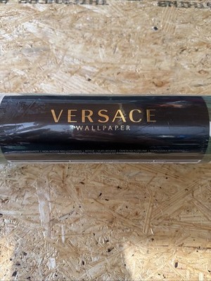 Wallpaper Versace Textured Green Palm Leaves, 75 sq ft