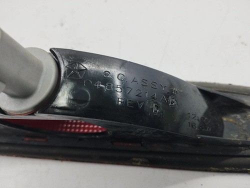 Chrysler Voyager 2007 Third Brake Stop Light Center Lamp 04857214AB AMD86384 - Picture 2 of 6