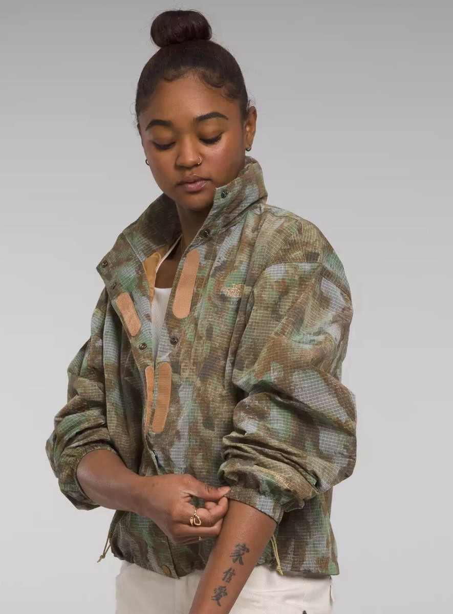 The North Face Women's M66 Utility Wind Jacket Almond Butter The North Face Women's M66 Utility Wind Jacket Almond Butter