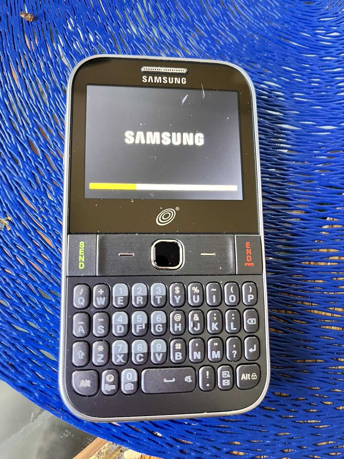 Samsung SGH S390G - Tech Silver (TracFone) Cellular Phone