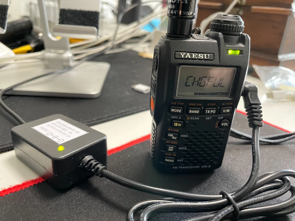 YAESU USB Ladekabel für Vx-1R Vx-2R Vx-3R Akku Ladegerät  - Bild 2 von 4