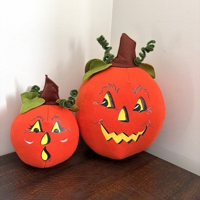 Annalee Halloween Pumpkin Felt Plush Jack O  Lantern Set Of 2