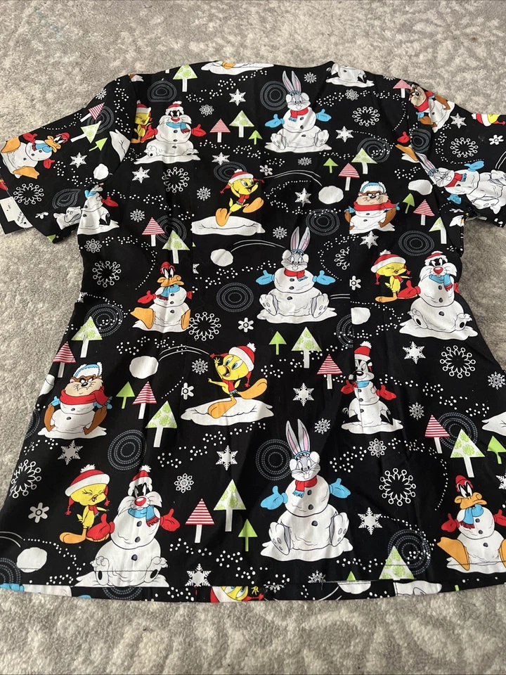 Looney Tunes Scrub Top Womens Size Medium Cherokee Tooniform V Neck Pockets New - Image 4 of 4