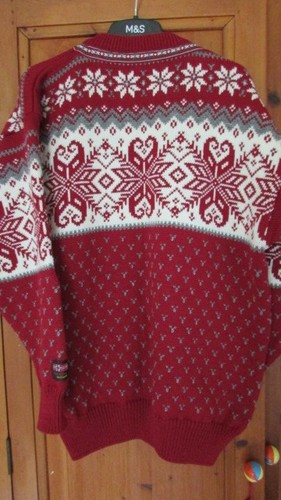 Gjestal exklusive 100 % norwegische Wolle Verschluss Strickjacke - große Brust 44" - Bild 5 von 5
