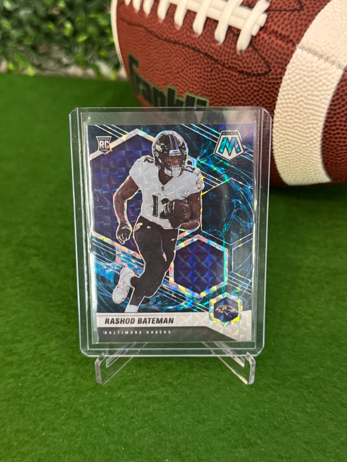 2021 Panini Mosaic - Rookies Rashod Bateman #310 Genesis Mosaic Prizm (RC)