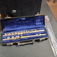 Vintage 1970 Armstrong Model 104 Student Flute - Tight Pads - With Case & Rod