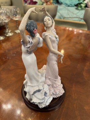 Lladro Figurine  Ole  #5601  Flamenco Dancers Made In Spain Beautiful Retired