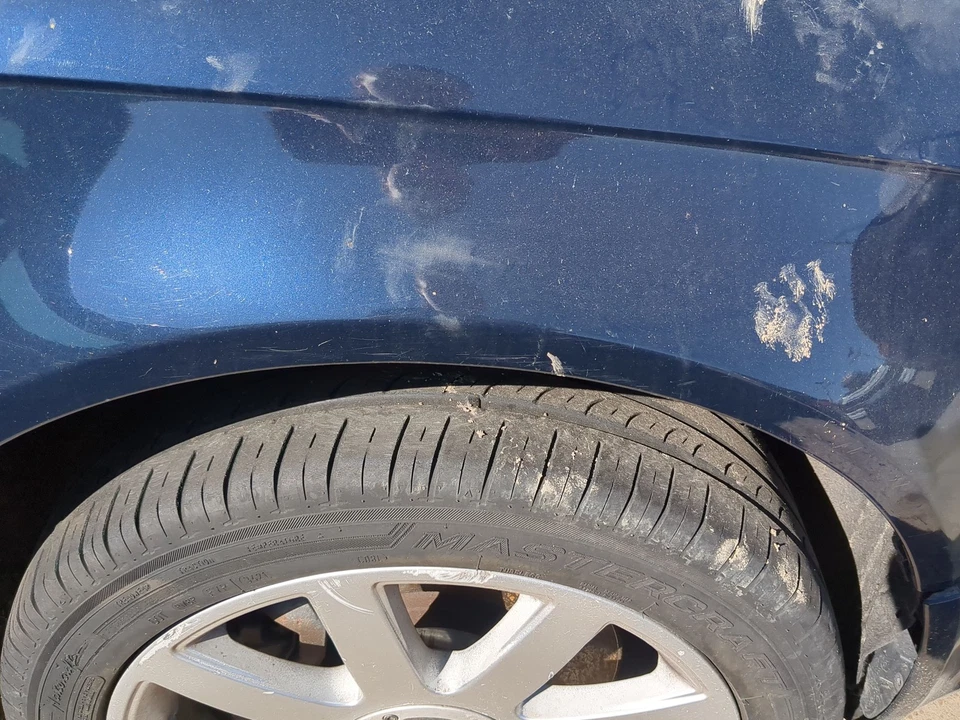 Guardabarros de pasajero Audi A4 Quattro 2005-2006 EOOKP Foto 2 de 2