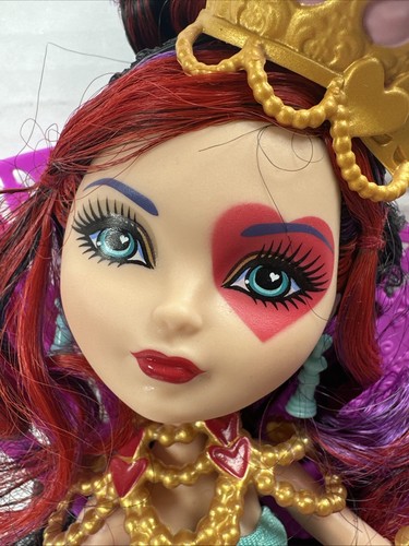 Muñeca Ever After High Lizzy Hearts Way Too Wonderland - Imagen 3 de 11