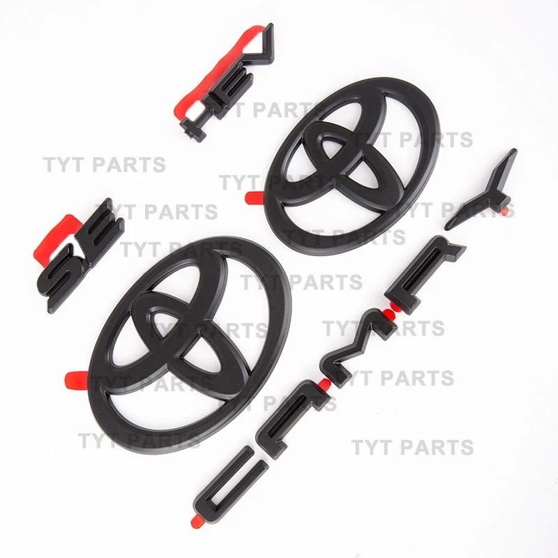 NUEVO OEM TOYOTA 2025+ CAMRY HYBRID SE HEV BLACKOUT EMBLEMA SUPERPOSICIONES CONJUNTO Foto 3 de 4