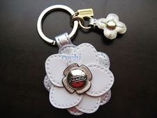 NEW COACH LEATHER FLORAL APPLIQUE KEY FOB KEYRING KEYCHAIN 64298