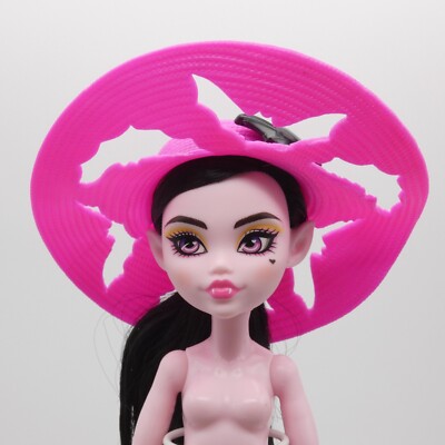 Monster High Draculaura G3 Doll Large Pink Hat Floppy Beach Scare-dise HRP66