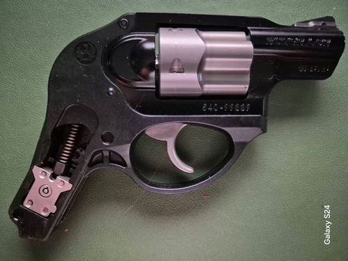 Ruger LCR LCRx Revolver Grips - Fits .38 Spl+P, 9mm Luger, .357 Magnum, Hardwood - Afbeelding 3 van 15