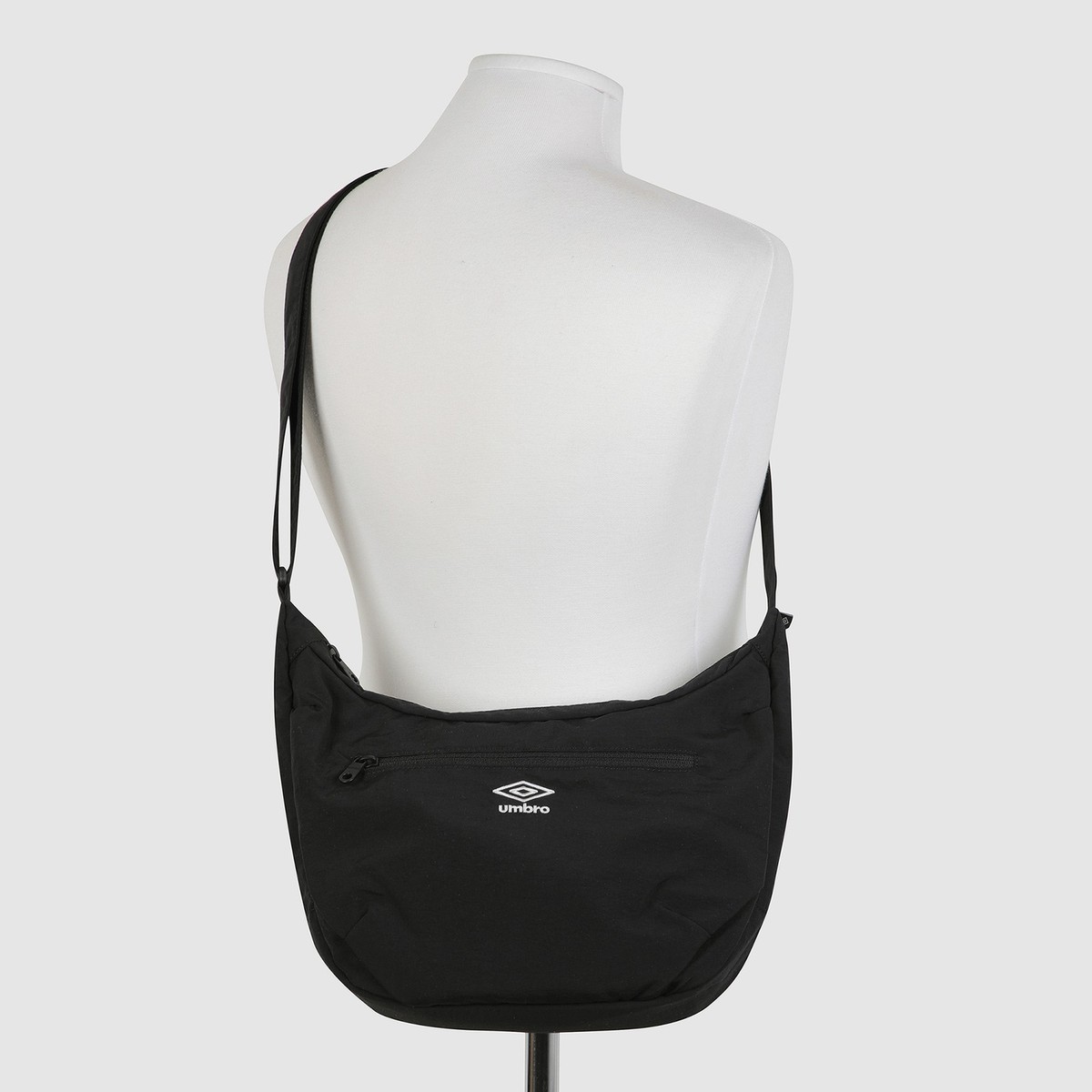 Umbro] Mini Pocket Hobo Bag Black | eBay