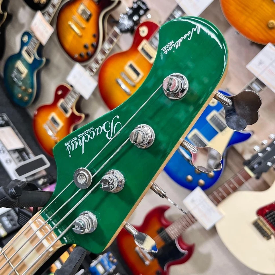 Left-handed Bacchus handmade guitars Safe Packing! - Image 3 of 4