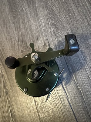 NICE VINTAGE Heddon 3200 Mark IV Green Bait Casting Fishing Reel