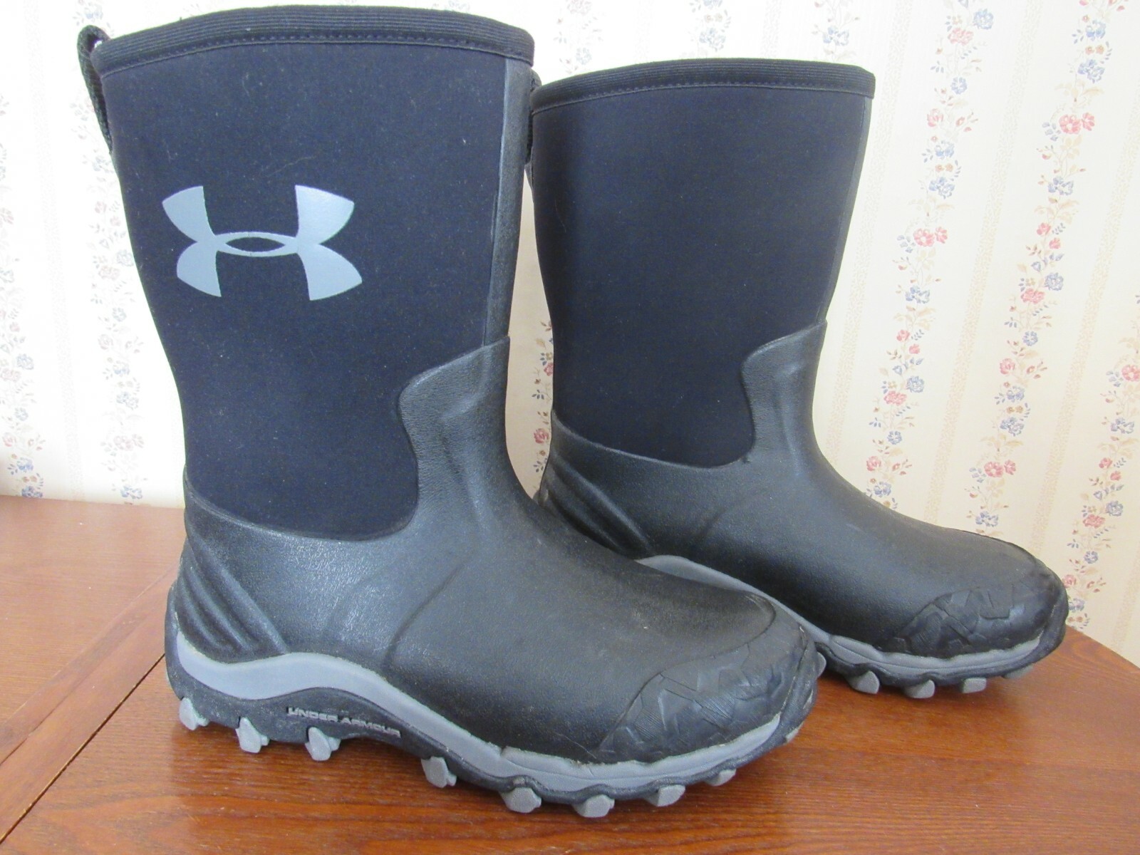 under armour neoprene boots