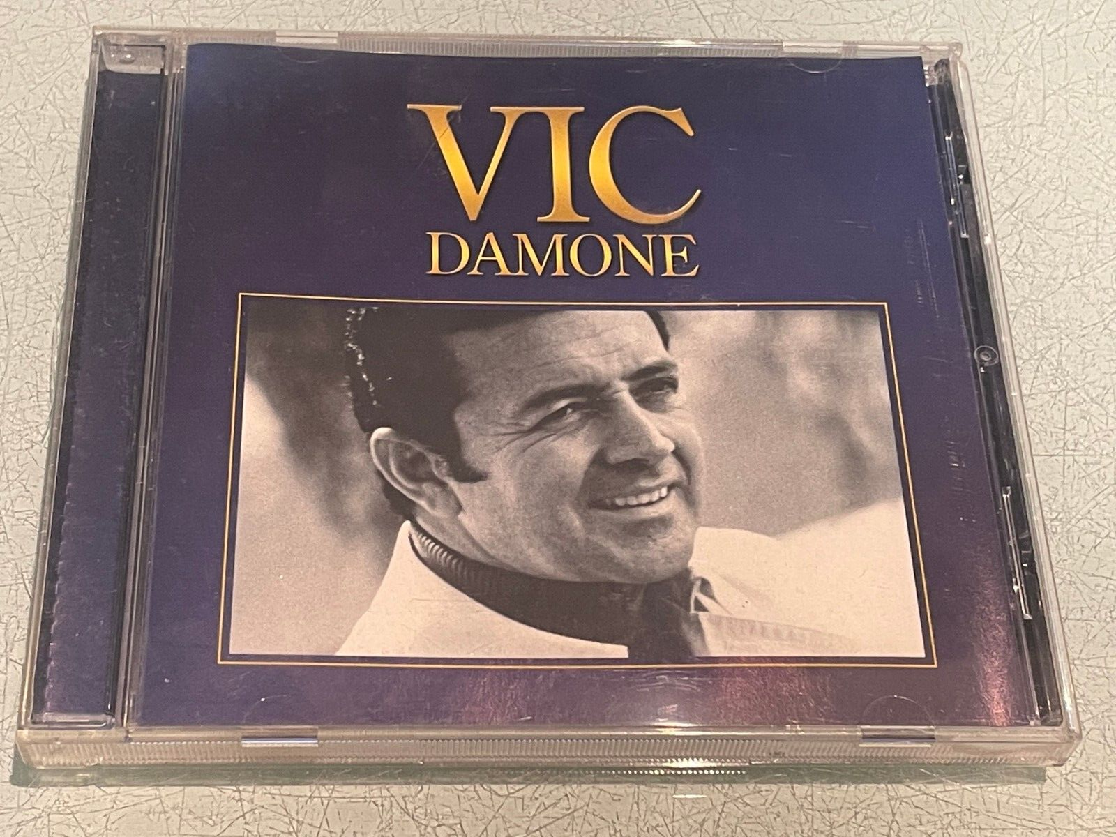 Vic Damone - CD Album - 2003 FastForward Music - 20 Greatest Hits