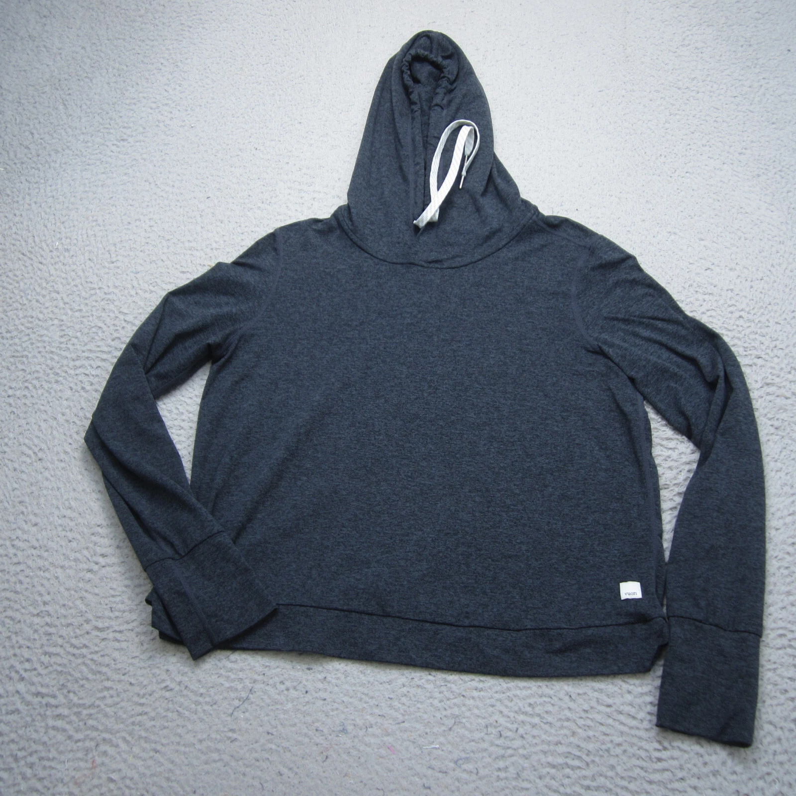 vuori halo essential performance travel hoodie