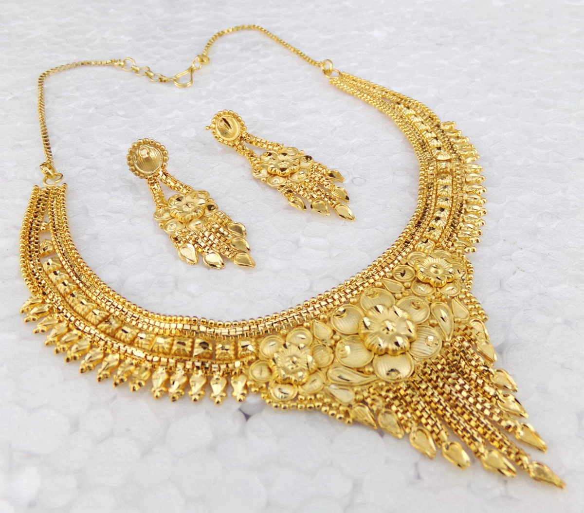 Asian gold 2024 necklace sets